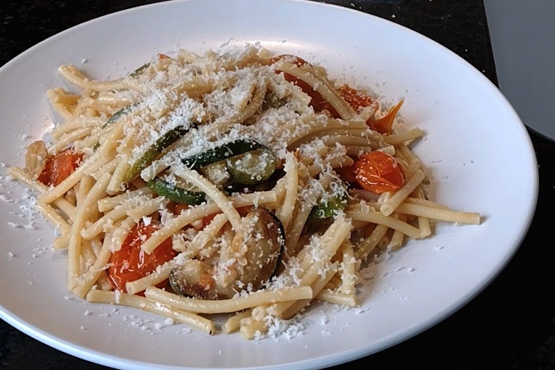 Courgette Bucatini Pasta